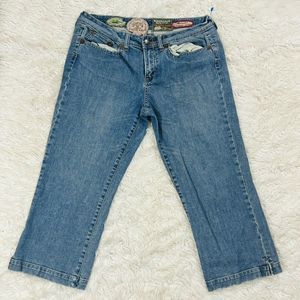 Womens Vintage Candies Jeans Capri Distressed Embroidered Pocket Stretch Sz 13